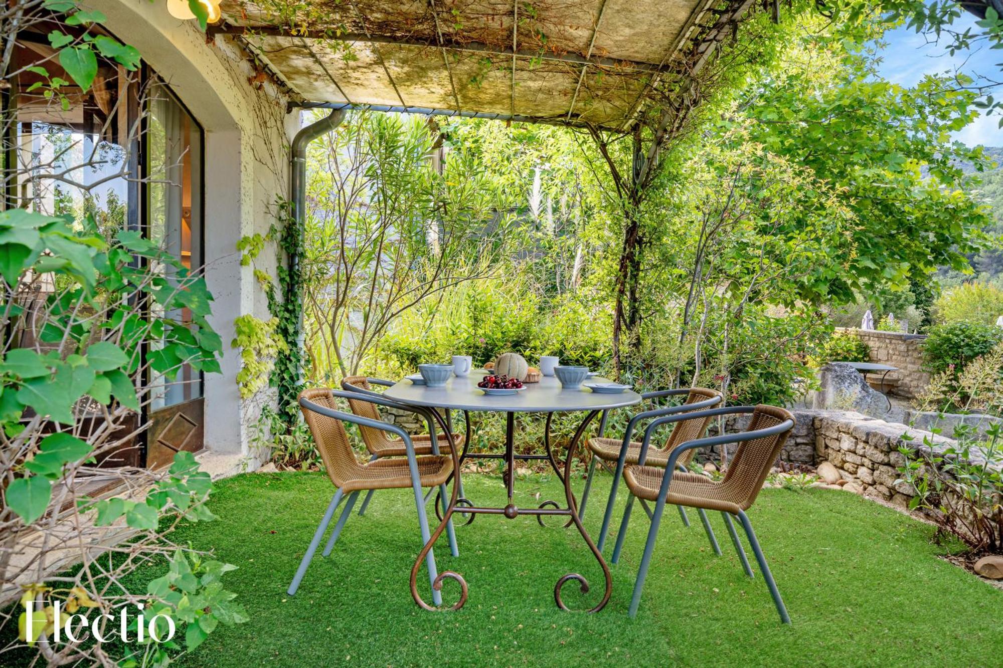 Residence Les Petitons Oppede Phòng bức ảnh